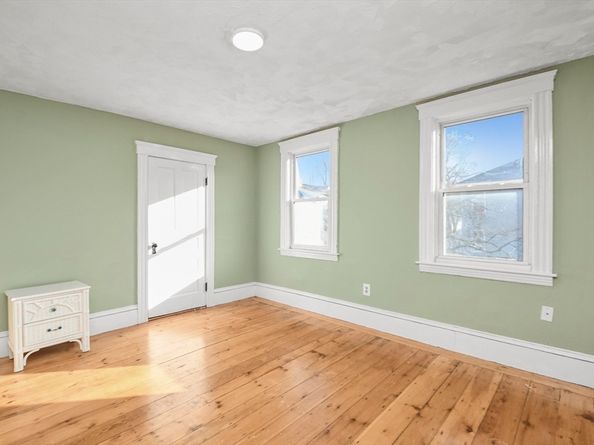 23 Ashton St., Worcester MA 01605