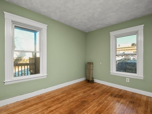 23 Ashton St., Worcester MA 01605