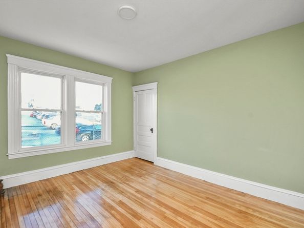 23 Ashton St., Worcester MA 01605