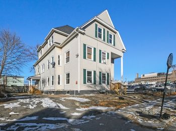 23 Ashton St.