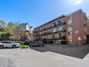 5 Linda Ln 34, Boston MA 02125