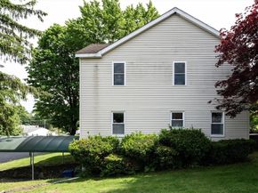 81 Causeway Terrace, Leominster MA 01453