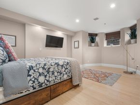 61 Saint Botolph St 61, Boston MA 02116