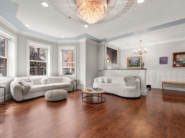 61 Saint Botolph St 61, Boston MA 02116