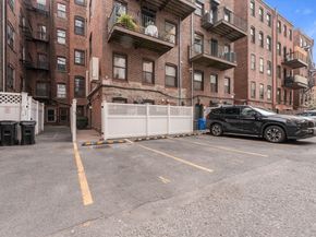 61 Saint Botolph St 61, Boston MA 02116