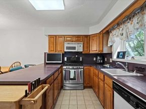 254 Captain Eames Cir 254, Ashland MA 01721