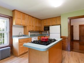 106-108 Chestnut St, Southbridge MA 01550