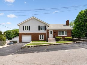 11 Adams St, Salem MA 01970