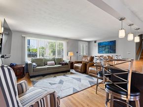 11 Adams St, Salem MA 01970