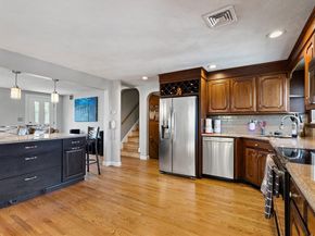 11 Adams St, Salem MA 01970