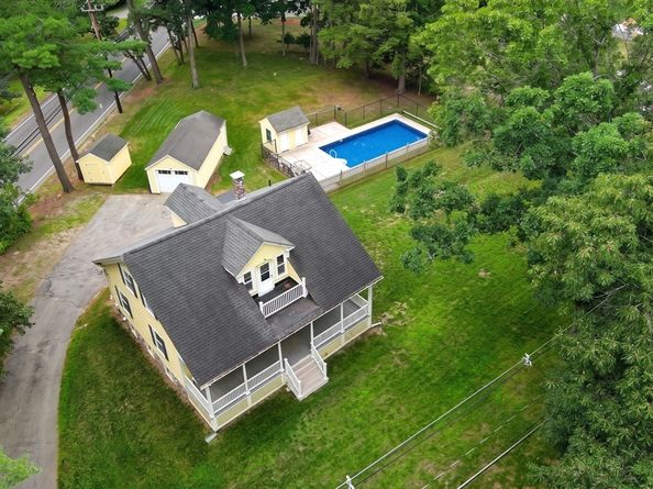 408 Park Street, North Reading MA 01864