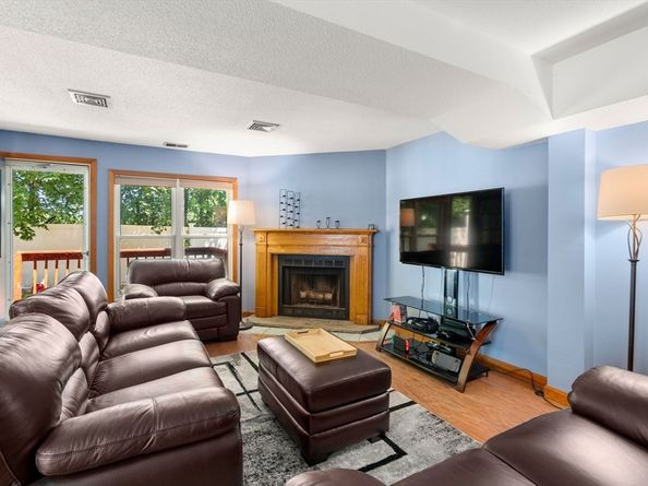1292 Commercial St 1292, Weymouth MA 02189