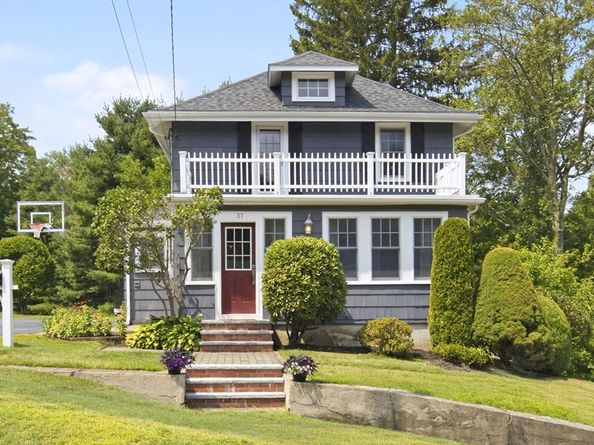 37 Grand St, Canton MA 02021