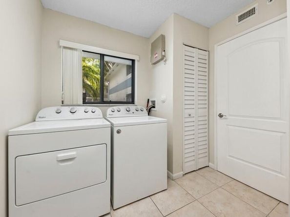 15342 Lakes Of Delray Boulevard 94, Delray Beach FL 33484