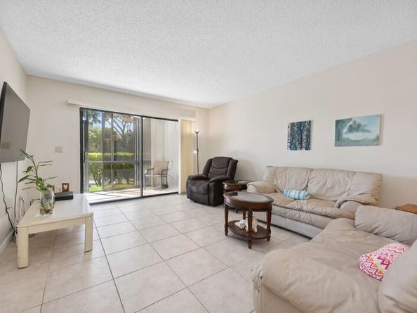 15342 Lakes Of Delray Boulevard 94, Delray Beach FL 33484