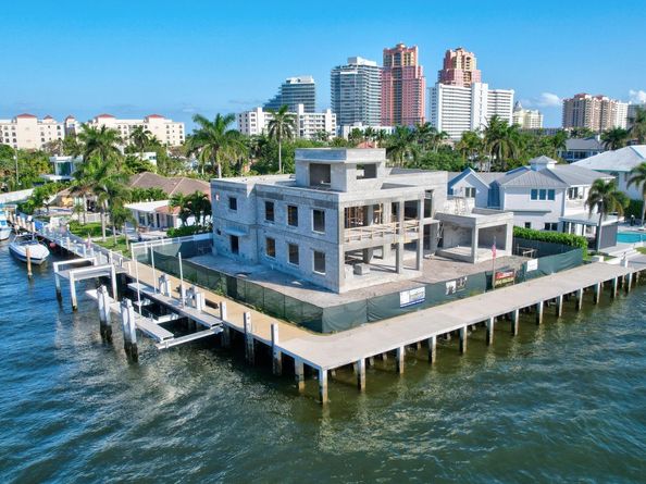 3025 NE 25th St, Fort Lauderdale FL 33305