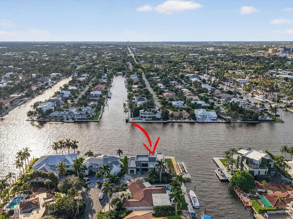3025 NE 25th St, Fort Lauderdale FL 33305