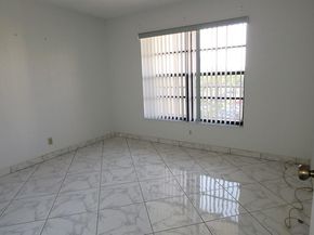 4700 Lucerne Lakes Boulevard 407, Lake Worth FL 33467