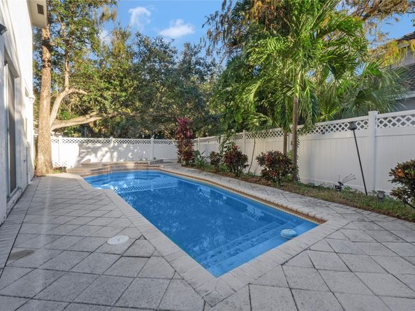 9526 NW 52nd Pl, Coral Springs FL 33076