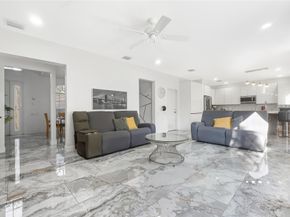 9526 NW 52nd Pl, Coral Springs FL 33076