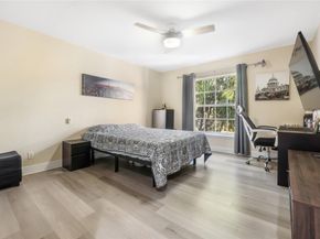 9526 NW 52nd Pl, Coral Springs FL 33076