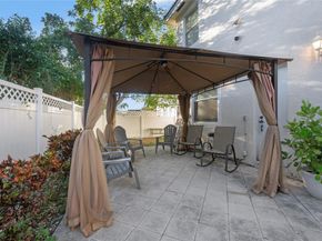 9526 NW 52nd Pl, Coral Springs FL 33076