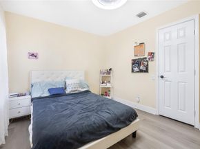 9526 NW 52nd Pl, Coral Springs FL 33076