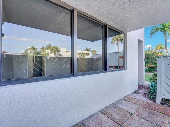 1100 SE 5th Ct 1, Pompano Beach FL 33060