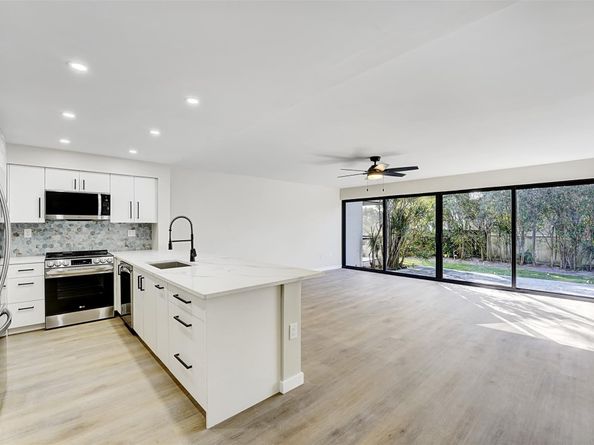 1100 SE 5th Ct 1, Pompano Beach FL 33060