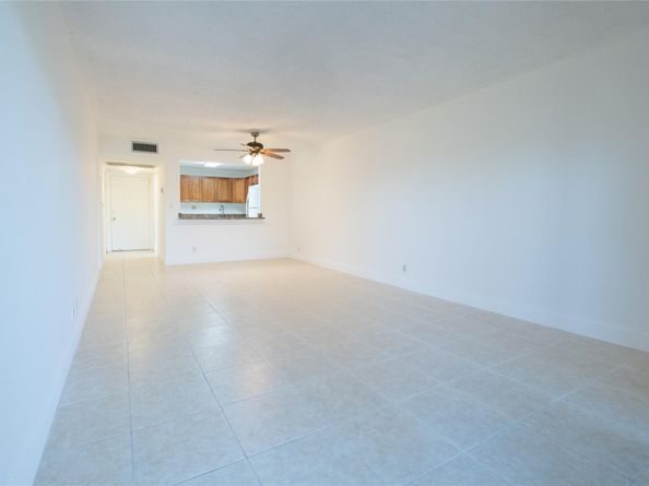 9233 SW 8 Street 222, Boca Raton FL 33428