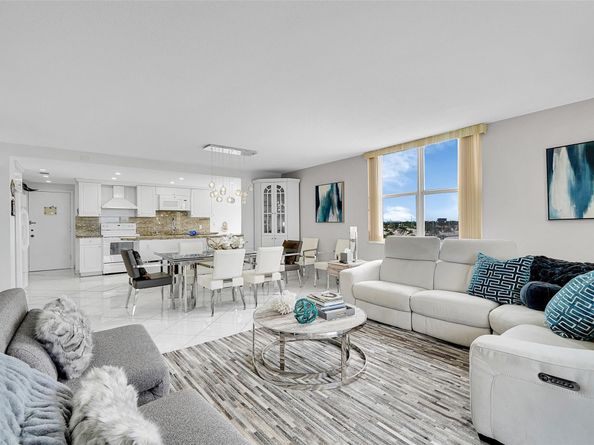 1401 S Ocean Dr 701, Hollywood FL 33019