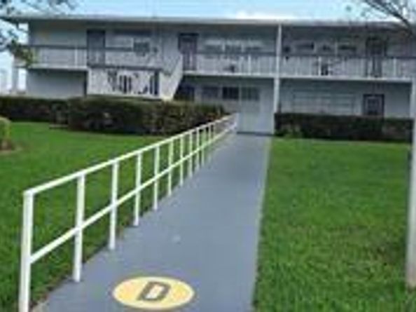 86 Westbury 86, Deerfield Beach FL 33442