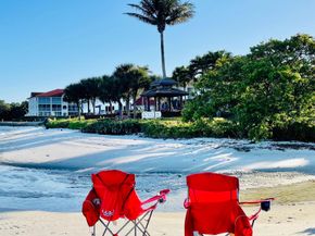 106 Half Moon Circle B1, Hypoluxo FL 33462