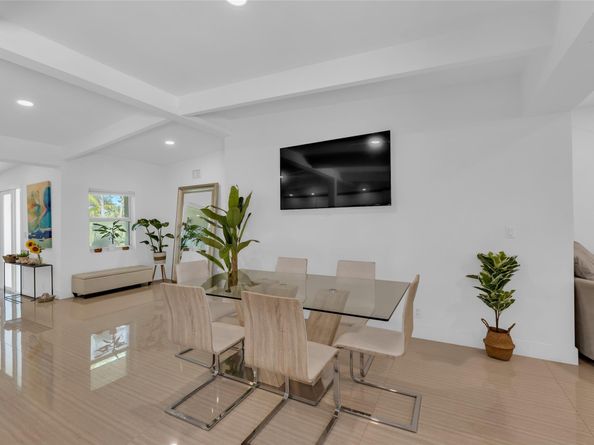 2642 Barbara Dr, Fort Lauderdale FL 33316