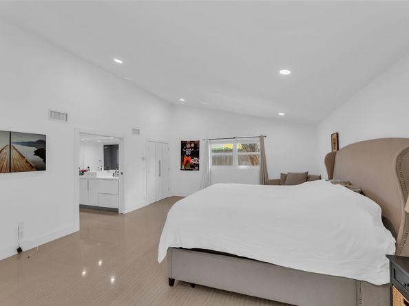 2642 Barbara Dr, Fort Lauderdale FL 33316