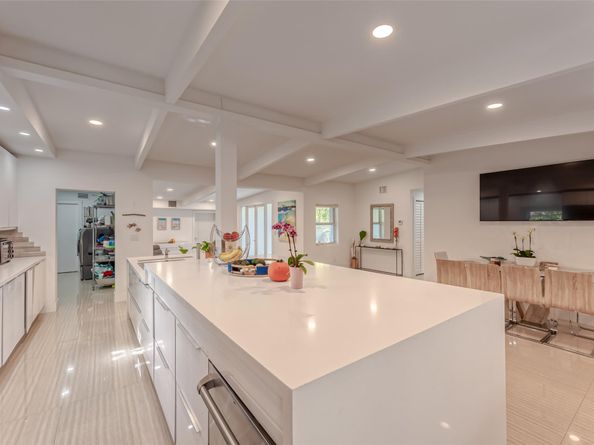 2642 Barbara Dr, Fort Lauderdale FL 33316