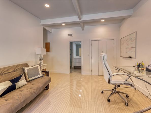 2642 Barbara Dr, Fort Lauderdale FL 33316