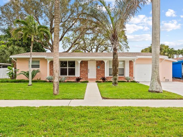 2660 SW 16th St, Fort Lauderdale FL 33312