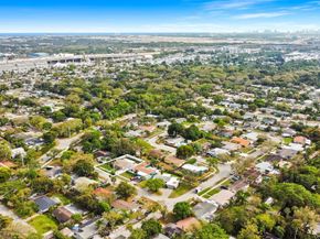 2660 SW 16th St, Fort Lauderdale FL 33312