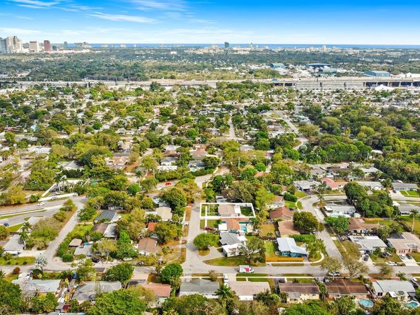 2660 SW 16th St, Fort Lauderdale FL 33312