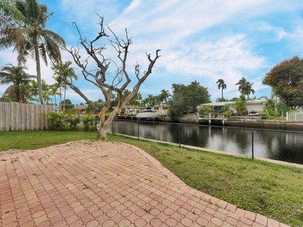 5921 NE 15th Ave, Fort Lauderdale FL 33334