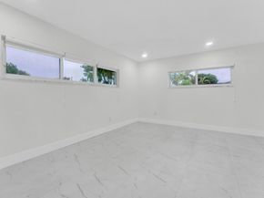 5921 NE 15th Ave, Fort Lauderdale FL 33334