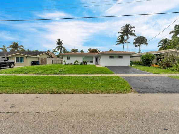 5921 NE 15th Ave, Fort Lauderdale FL 33334