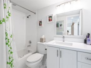 811 S Hollybrook Dr 301, Pembroke Pines FL 33025