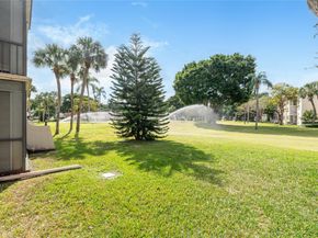 811 S Hollybrook Dr 301, Pembroke Pines FL 33025