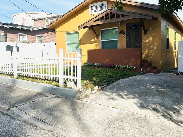 833 Briggs Street Street, West Palm Beach FL 33405