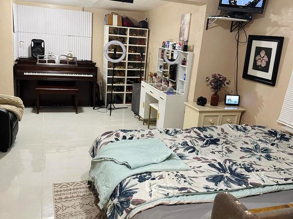 833 Briggs Street Street, West Palm Beach FL 33405