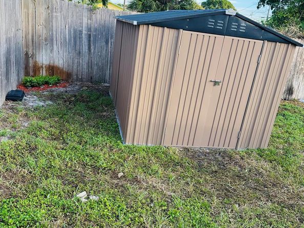 833 Briggs Street Street, West Palm Beach FL 33405