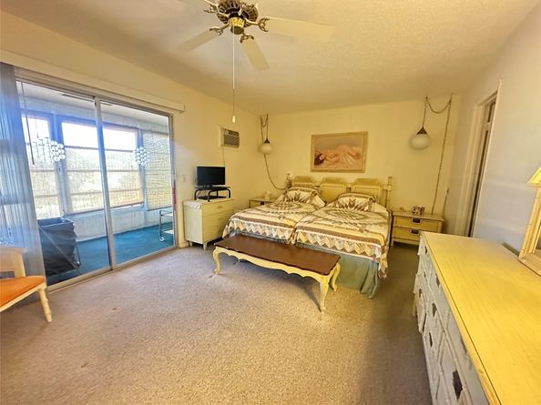 263 Farnham K 263, Deerfield Beach FL 33442