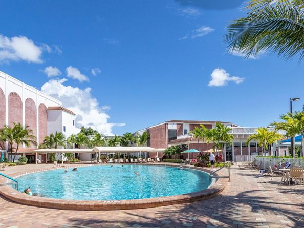 263 Farnham K 263, Deerfield Beach FL 33442